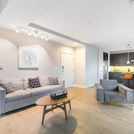 2B 2Ba Distinguished Apartment Rooftop Pool & Gym